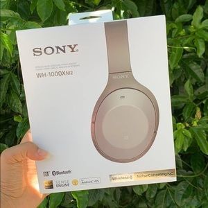 Sony WH-1000XM2 Gold